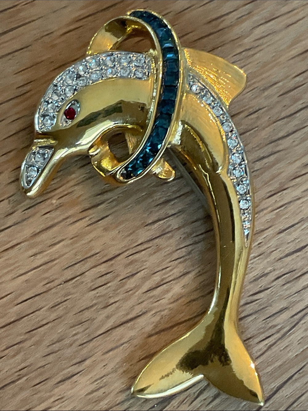 Stunning BUTLER Vintage Gold Jumping Dolphin Brooch